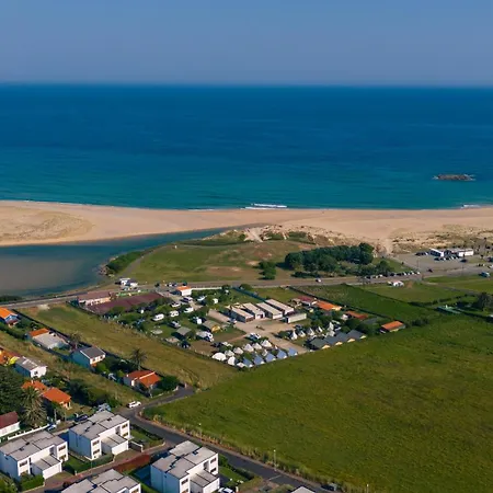 Kampaoh Lagoa Campismo de Luxo *